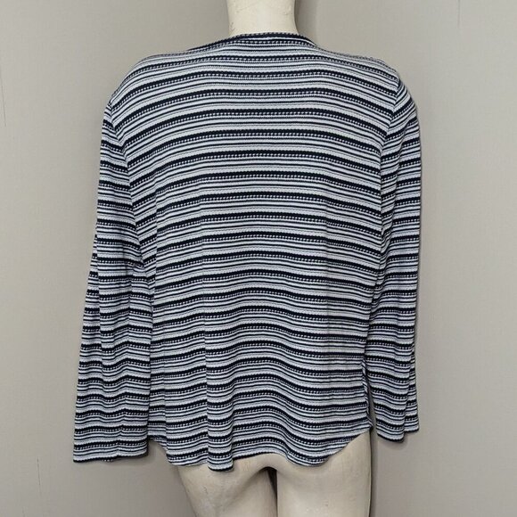 Chico’s Blue White Chevron Knit Top Size 3 XL Long Sleeve Textured Pullover - Picture 3 of 7
